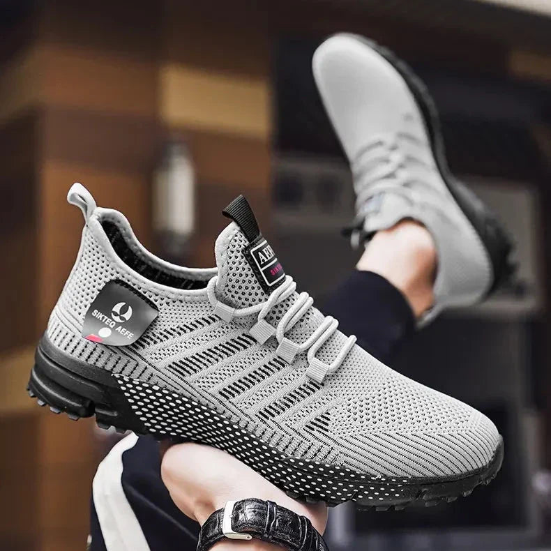 Zapatillas Ozy: Comodidad y Estilo Atemporal en Cada Paso