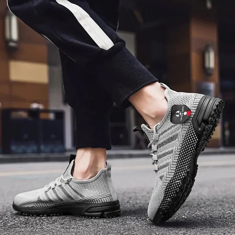 Zapatillas Ozy: Comodidad y Estilo Atemporal en Cada Paso